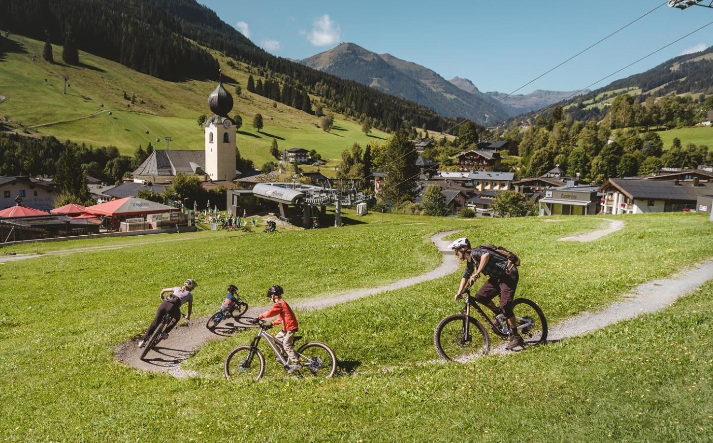 Apartments Salzburgerhof Saalbach-Hinterglemm Exterior foto
